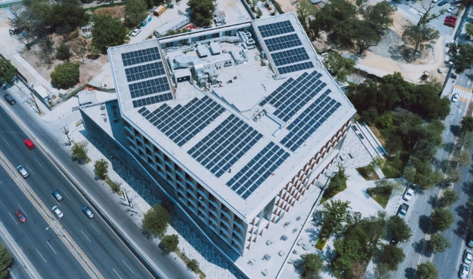 Sistema fotovoltaico en Instituto Tecnológico de Monterrey